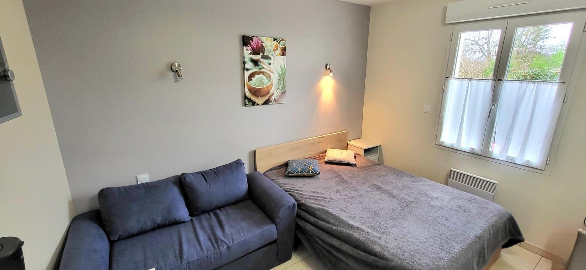 Residences Les Sansonnets "Appartements & Studios" Jonzac Esterno foto