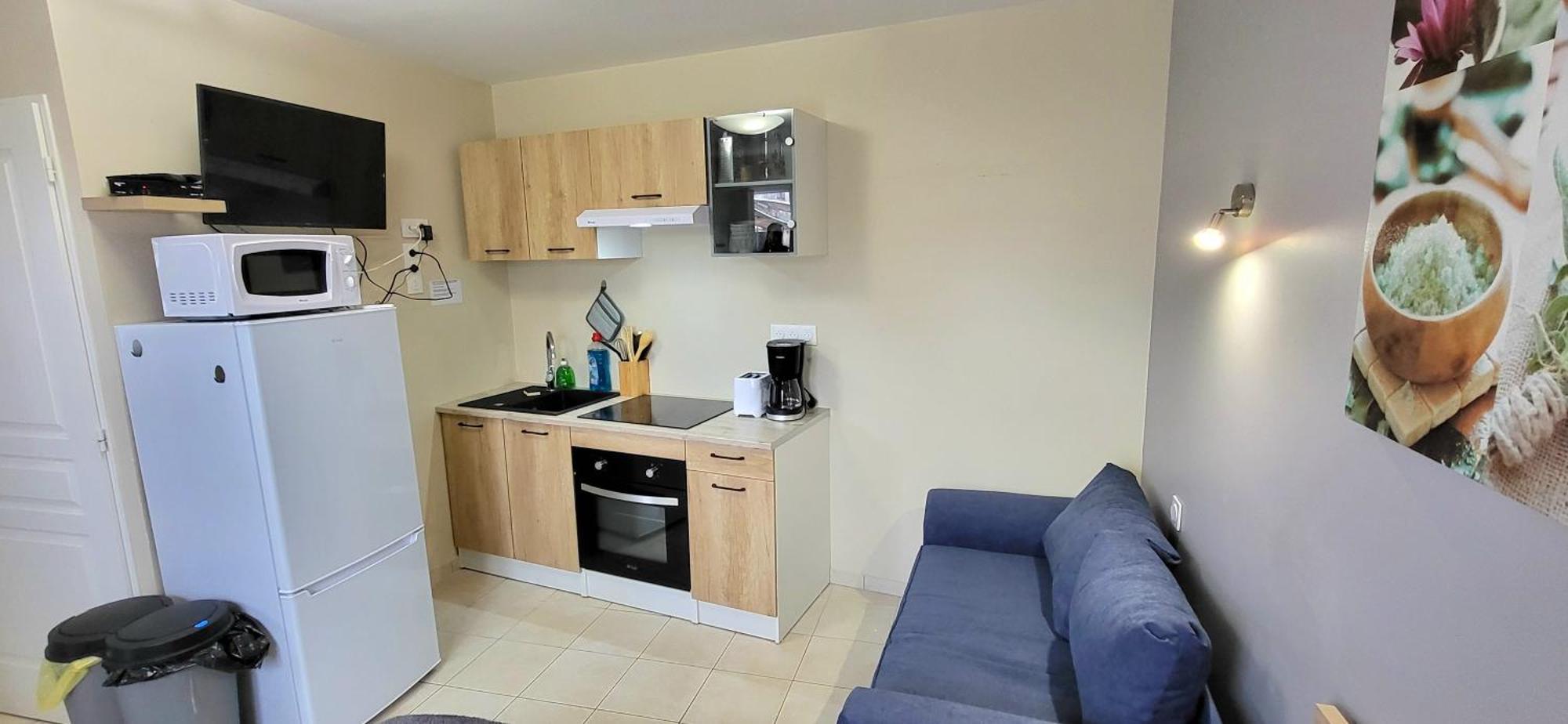 Residences Les Sansonnets "Appartements & Studios" Jonzac Esterno foto