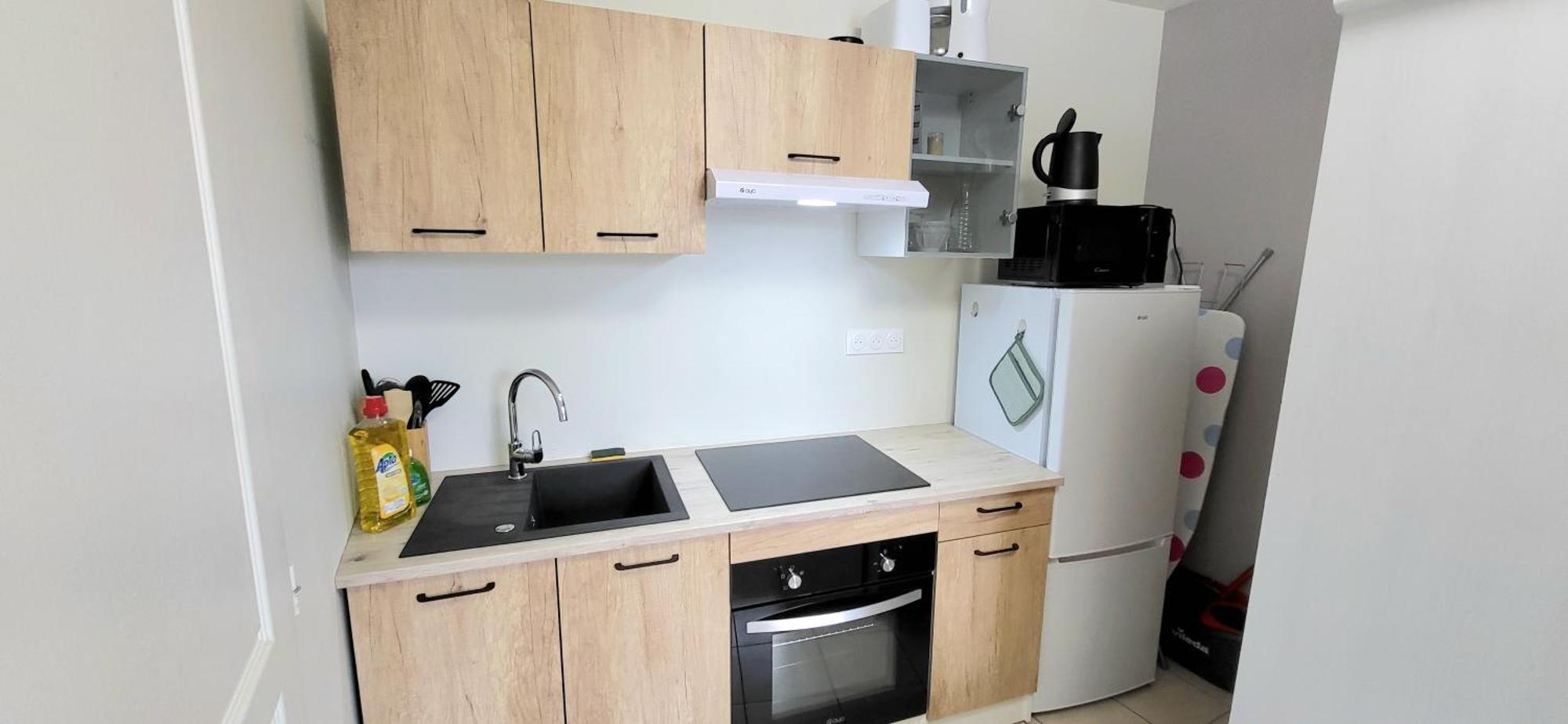 Residences Les Sansonnets "Appartements & Studios" Jonzac Esterno foto